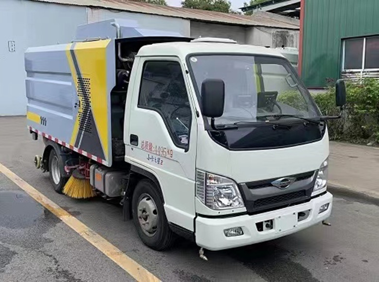 藍(lán)牌C證可開的國(guó)六洗掃車多少錢？