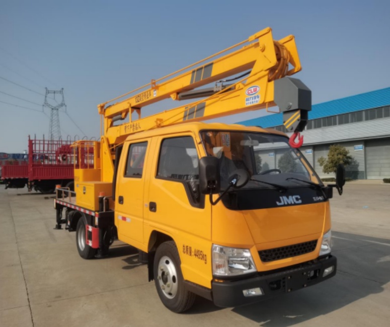 藍(lán)牌江鈴13米高空作業(yè)車專用性能