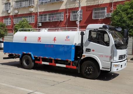 國六東風(fēng)多利卡高壓清洗車